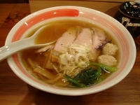 「鶏ダシ醤油らーめん」@らーめん つけそば 古今亭の写真