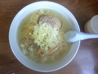 「塩ラーメン600円+大盛り100円」@よっちゃんラーメンの写真