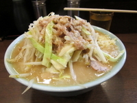 「小豚（ヤサイニンニクアブラ）」@ラーメン二郎 池袋東口店の写真