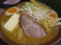 「味噌カリーバター麺 780円+味玉（火曜トッピングサービス）」@ラーメン道 徳治郎の写真