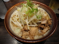 「骨太光麺（780円）+大盛（サービスメニュー）」@光麺 六本木店の写真