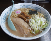 「中華そば（中盛り）￥700」@東池袋大勝軒 ROZEOの写真