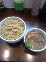 「つけ麺特（400g）800円+チャーシュー半肉150円」@麺屋 みつばの写真