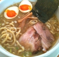 「徳丸（小）650円味玉ハーフ50円」@煮干そば とみ田の写真