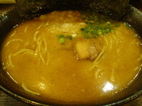 「らーめん（650円）+大盛り（0円←サービス券使用）」@麺バカ息子の写真