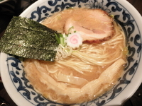 「豚骨魚介らー麺 「750円」」@東京駅 斑鳩の写真