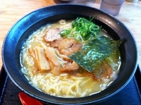 「鶏白湯拉麺 大盛」@超濃厚鶏白湯拉麺 初代なかがわの写真