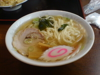 「しょうゆらーめん」@手打ちラーメン 恒の写真