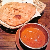 「マトン・カリー+ナン（タンドリー・ロティ） 500円」@スパイス料理 ミラクル 大和店の写真