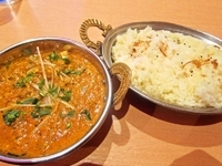 「チキンカシミール（1250円）+サフランライス（300円）」@ジャイヒンドの写真