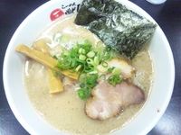 「豚らーめん」@らーめん三獣使の写真