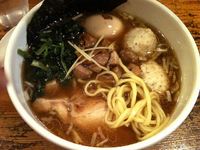 「【4月限定】鶏三昧（900円）+味玉（ランチサービス）」@鶏の穴の写真