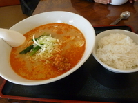 「Dセット（担々麺+ライス）+ラーメン」@龍泉の写真