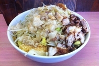 「まぜそば大+豚増し」@魔人豚の写真