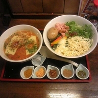 「ミルキー族のGYO!TOMATONつけ麺（極太麺）+味玉+チーズ」@丸直の写真