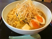 「全部のせ味噌ラーメン」@万八らーめん 中央店の写真