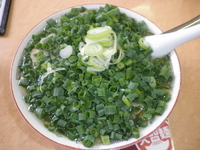 「青ねぎラーメン（750円）大盛（100円）」@太七の写真