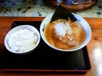 「辛味しおそば+ライス+ぎょうざ」@麺や食堂 本店の写真