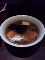 「醤油らぁめん+味玉 800円+150円」@支那そばや 本店の写真