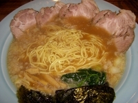 「チャーシューメン￥800+中盛￥100」@ラーメンショップ椿 茶屋新田店の写真