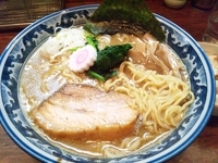 「ニボ中華そば（大）・乱切りチャーシュー」@中華そば 旋の写真