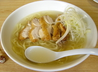 「鶏そば750円」@めん処 一輝の写真