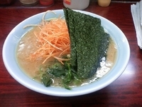 「辛ねぎ+中盛り」@矢口家 平塚店の写真