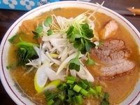 「UWO二代目中華そば（800円）」@ラーメン専門店 E.Y 竹末の写真
