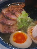 「塩チャーシュー麺￥800」@しまうまやの写真