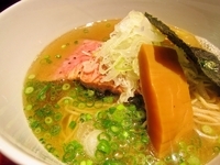 「濃厚魚出汁（塩）（細麺）（760円）+チャーシュー1枚（100円」@喜元門 つくば東光台店の写真