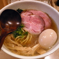 「塩 700円 + 特製 200円 （5/3 - 5迄限定）」@中華蕎麦 蘭鋳の写真