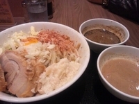 「まぜつけそば中 （全マシ）」@ジャンクガレッジ 東京ラーメンストリートの写真