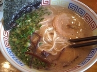 「とんこつらーめん(かため) 630円」@らーめん天神屋の写真