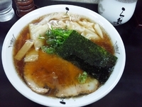 「醤油ワンタンらーめん 980円 + 味玉 100円」@麺処 ら塾の写真