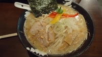 「白味噌とんこつラーメン」@北海豚骨麺屋 銀鈴の写真
