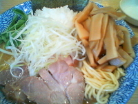 「限定 にぼやん一号/中盛+メンマ（￥500+￥50+￥100）」@麺屋 一燈の写真