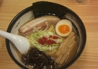 「とんこつこってり濃厚塩 細麺」@濃厚ラーメン じゅんの写真
