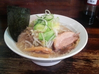 「塩とんこつ野菜」@ラーメン 岩佐の写真