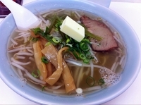 「塩バターラーメン」@浜っこラーメンの写真