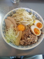 「油そば野菜少し多め 細切れ豚 【950円】」@らーめん大 汐留店の写真