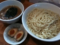 「つけめん（塩） 700円+大盛り+100円+味玉100円」@自家製麺 ラーメン慶の写真