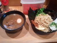 「豚骨白味噌つけ麺 味玉 厚切りチャーシュー」@豚骨ラーメン とんぷうの写真