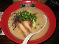 「純味 700円 替玉100円」@龍の家 新宿小滝橋通り店の写真