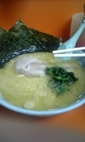 「ラーメン（中） カタメ」@千家 本店の写真