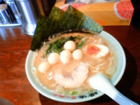 「ラーメン+うずら（650+50=700円）」@壱八家 弘明寺店の写真