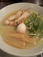 「限定鶏白湯ラーメン 750円」@じゅ太郎 川崎店の写真