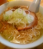 「煮干し塩らーめん（600円）」@麺や のかぜの写真