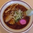 金色のスープ　　醤油ラーメン