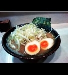 「ねぎたま 面ばりかた」@神田ラーメン わいず 神田本店の写真