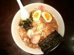「くんたまラーメン」@竈 新宿本店の写真